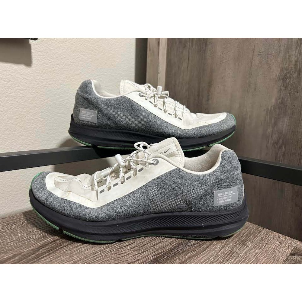 Nike Air Zoom Pegasus 35 Shield Mens 9 Grey White Running Shoes AO1573-100